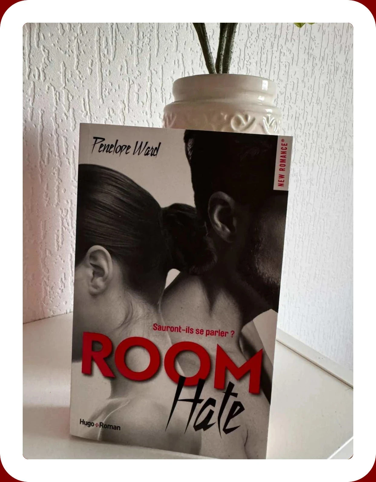 Livre RoomHate de Penelope Ward – Très bon état